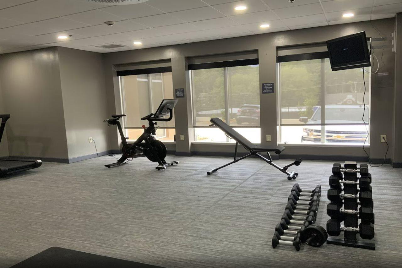 Hilton Garden Inn Nashville Airport Exterior photo